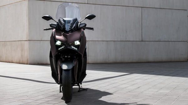 Coloris dédiés scooter XMAX 300 Tech MAX 2024 Yamaha Yamaha Scooter XMAX 300 tech max 2024 Coloris dedies