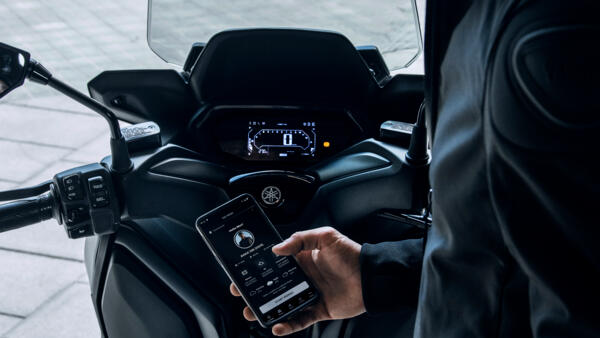 Yamaha Scooter XMAX 300 2024 Connectivité smartphone