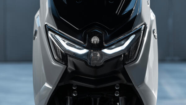 Yamaha Scooter 125 NMAX Tech MAX 2025 Phare double optique