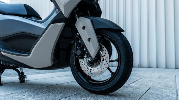 Yamaha 125 NMAX Tech MAX 2025 Roues de 13 pouces et ABS