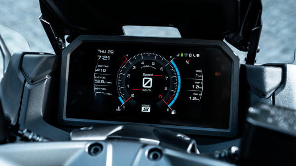 Yamaha Scooter TMAX 2025 Ecran TFT connecte