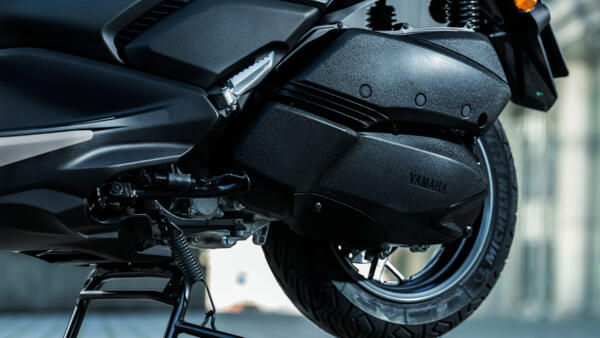 Yamaha Scooter XMAX 300 tech max+ 2025 Moteur EU5 300cc