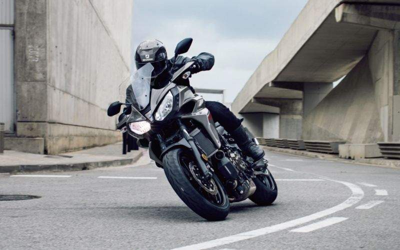 Moto Yamaha Tracer 700