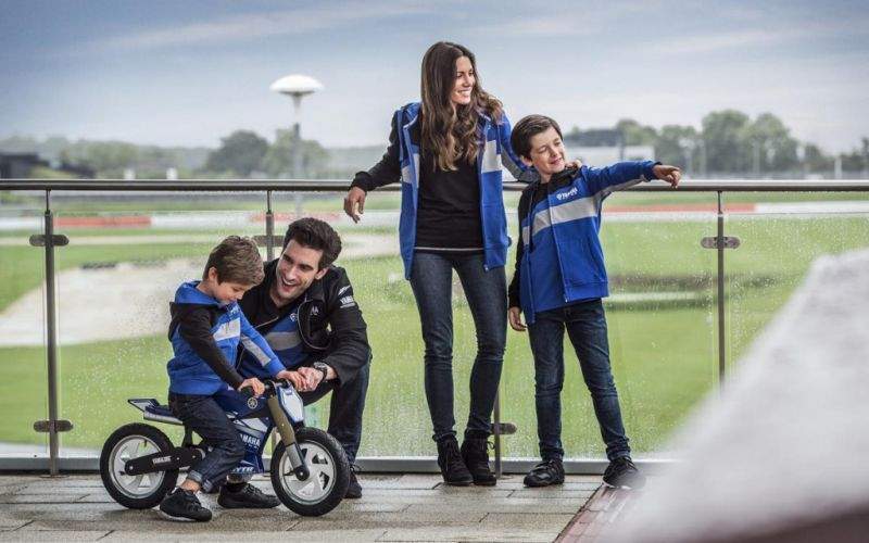 Découvrez les vêtements sportswear Yamaha !
